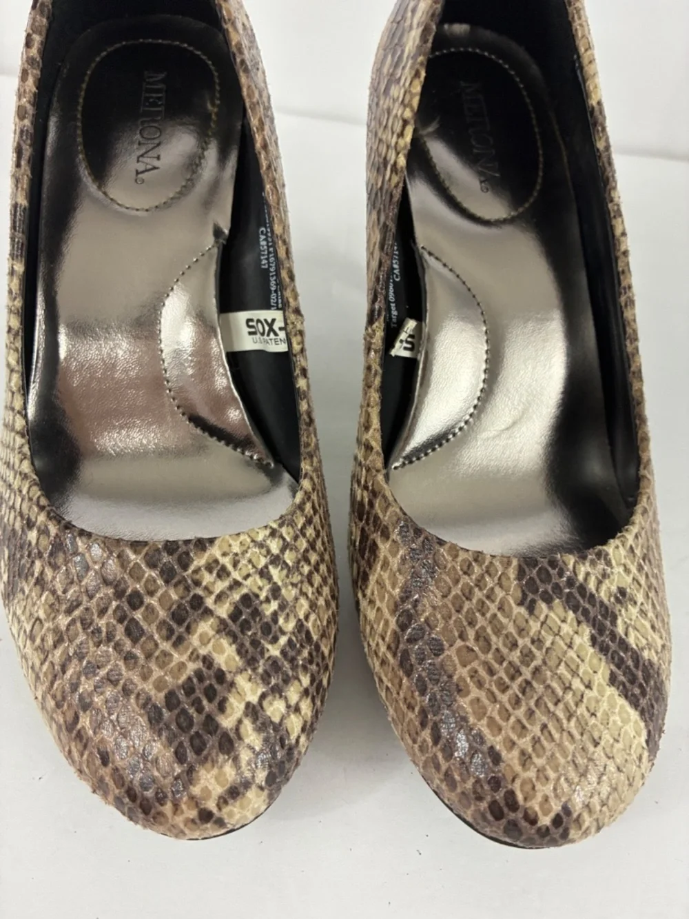 N/A snakeskin pumps